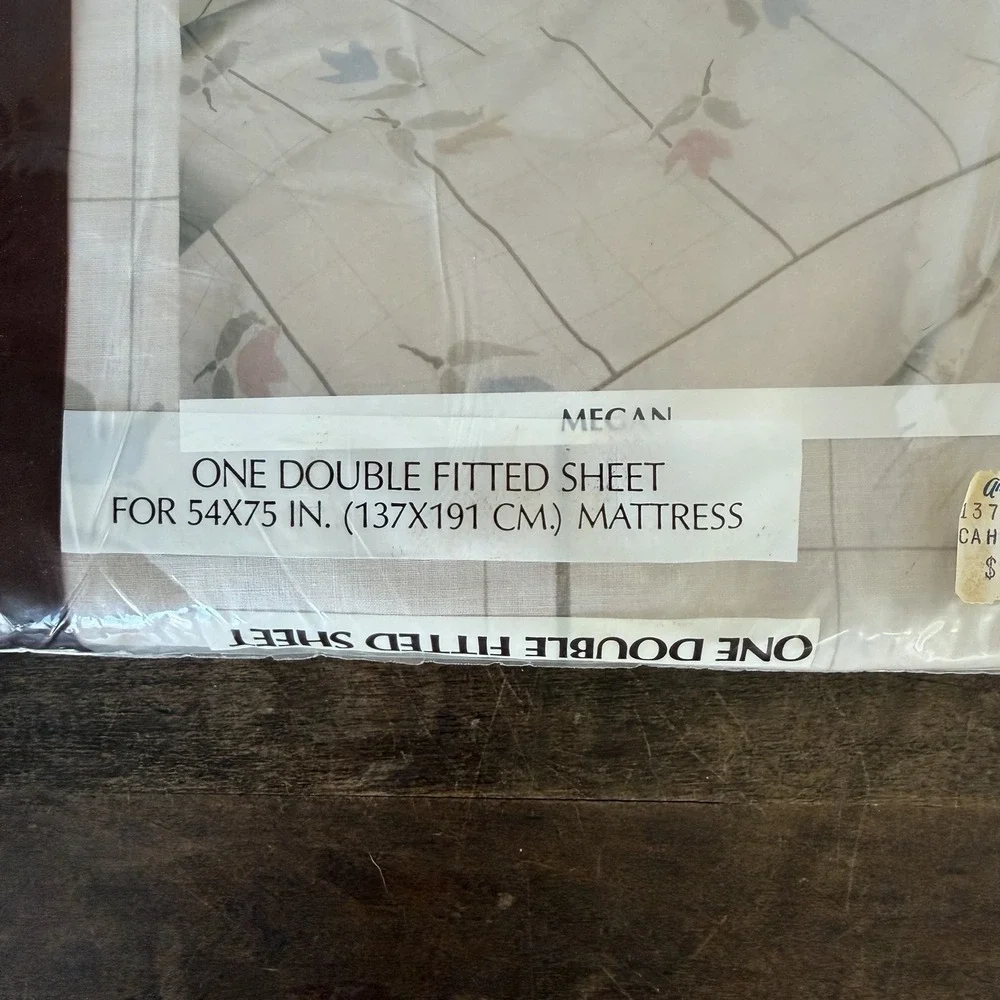 Danville Double Fitted Sheet New Sealed Vintage No‎ Iron Floral Plaid